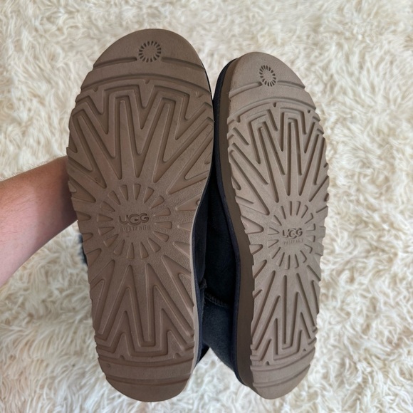 Ugg Bailey Bow II Boots fur Lined High Top Navy Blue size 8 suede round toe - Picture 13 of 13